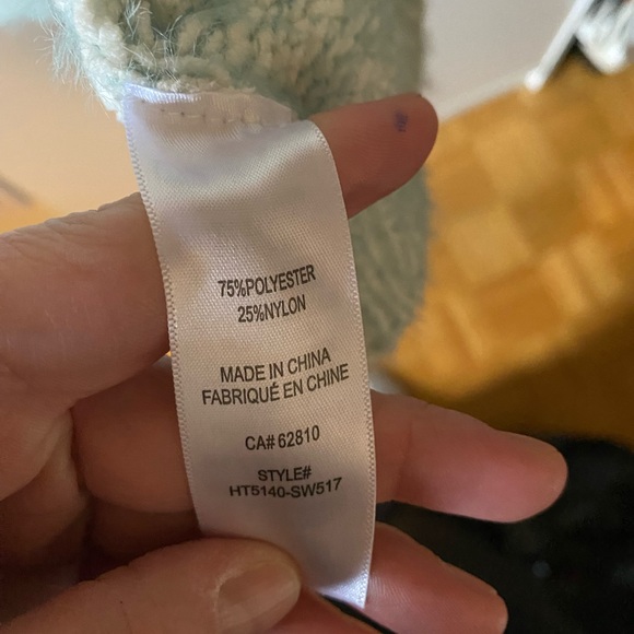 Rickis Sweater - Picture 4 of 4